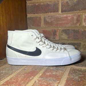 Nike SB Blazer Court Mid Anthracite Men’s Size 10 Sneakers